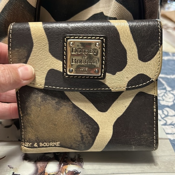 Very nice Dooney & Bourke Giraffe set has vintage look on both. - Picture 3 of 16